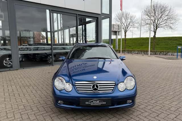 Mercedes-Benz C-Klasse (2004) thumbnail 2