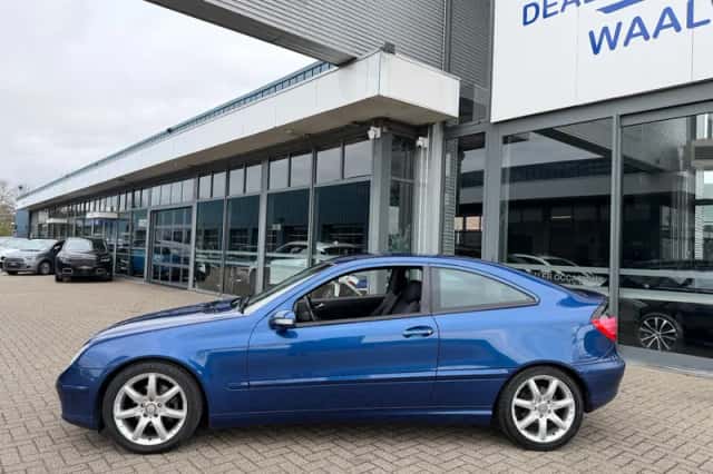 Mercedes-Benz C-Klasse (2004) thumbnail 6