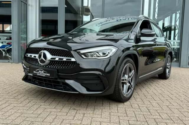 Mercedes-Benz GLA-Klasse (2022) thumbnail 3