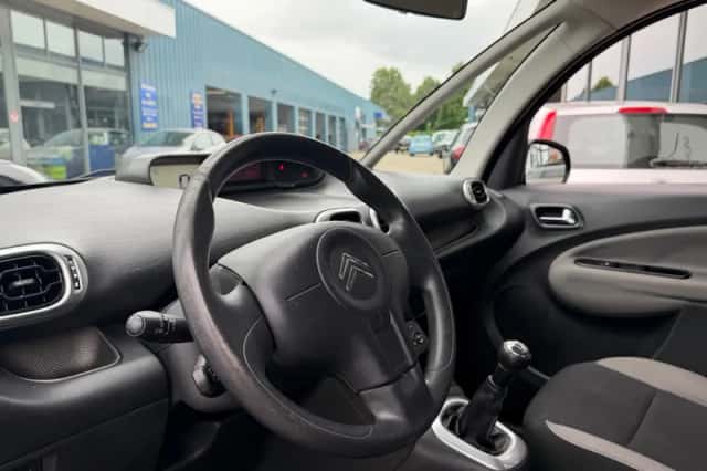 Citroën C3 Picasso (2011) thumbnail 3