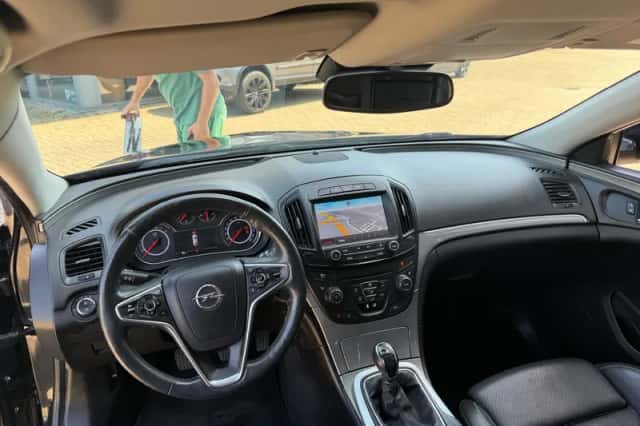 Opel Insignia (2015) thumbnail 3
