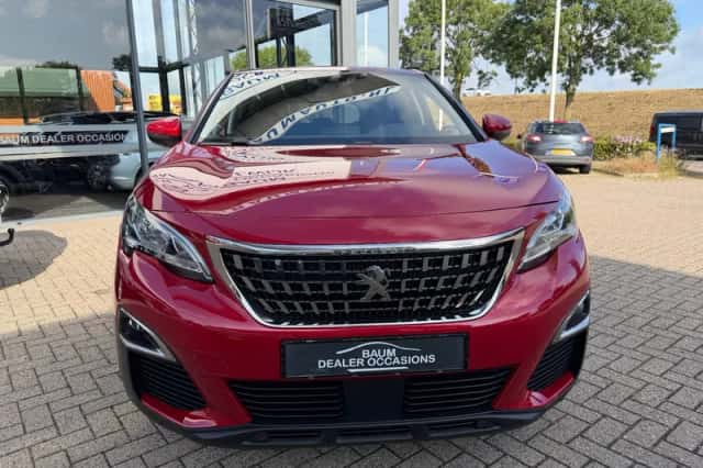 Peugeot 5008 (2020) thumbnail 2