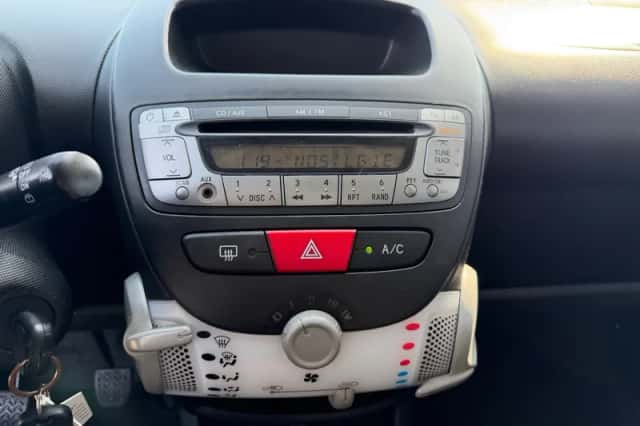 Peugeot 107 (2012) thumbnail 4