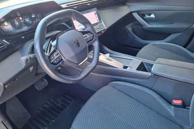 Peugeot 308 (2022) thumbnail 5