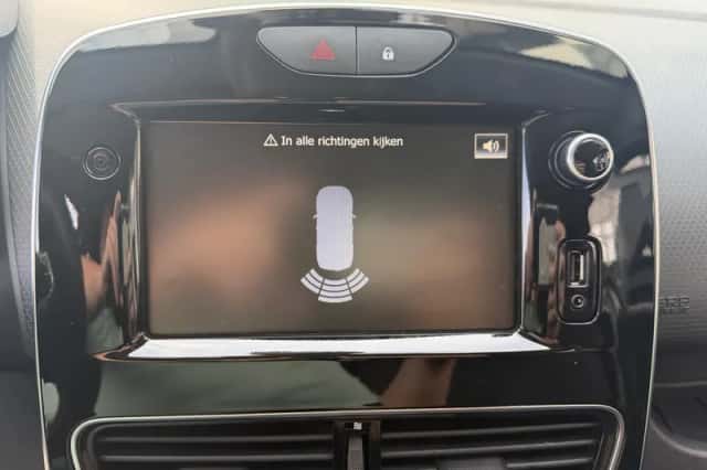 Renault Clio (2020) thumbnail 4