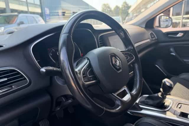 Renault Mégane (2020) thumbnail 6