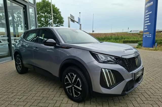 Peugeot 2008 (2025) thumbnail 3