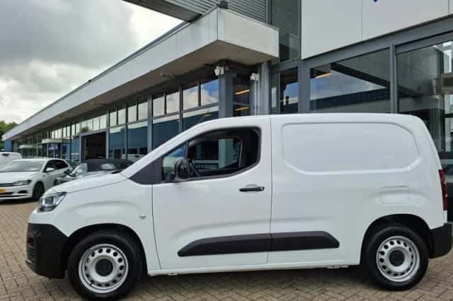 Citroën Berlingo (2022) thumbnail 2