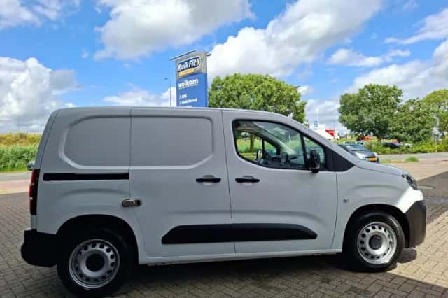 Citroën Berlingo (2022) thumbnail 3