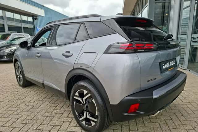 Peugeot 2008 (2024) thumbnail 5