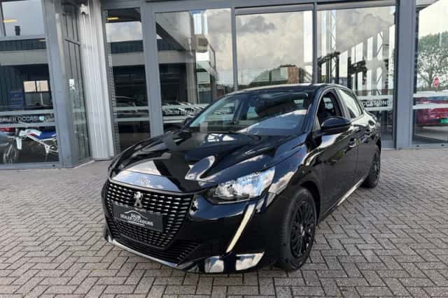 Peugeot 208 (2022) thumbnail 2