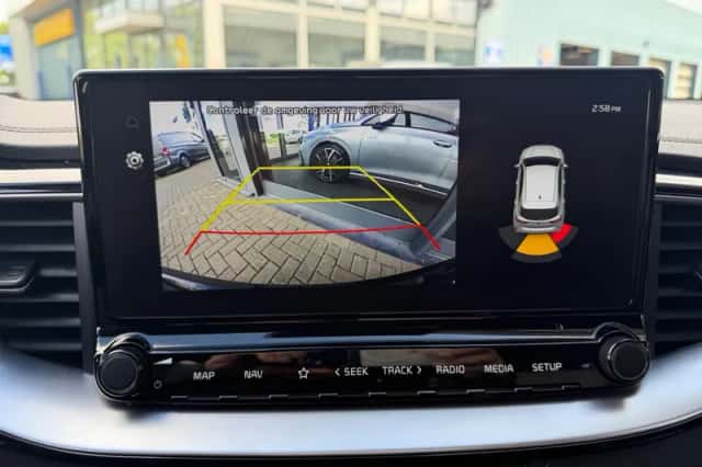Kia Ceed (2021) thumbnail 4