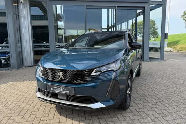 Peugeot 3008 (2022) thumbnail 2