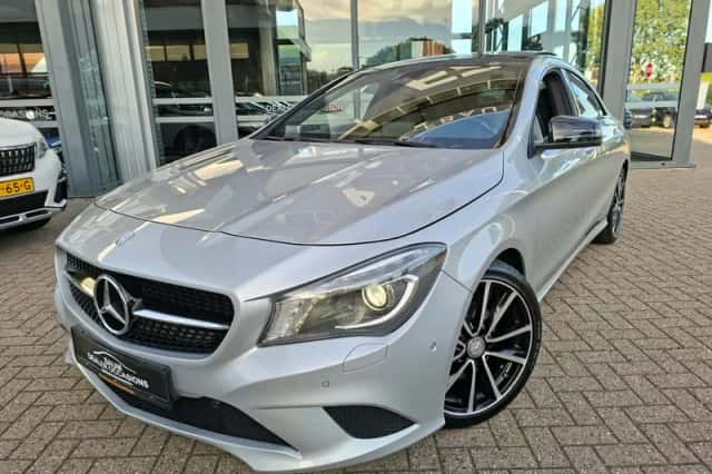 Mercedes-Benz CLA-Klasse (2015) thumbnail 1