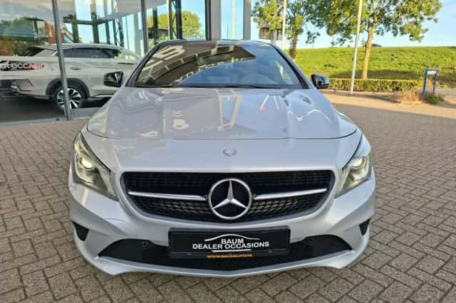 Mercedes-Benz CLA-Klasse (2015) thumbnail 2