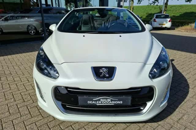 Peugeot 308 (2014) thumbnail 4
