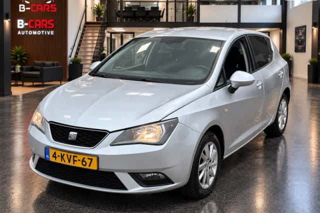 SEAT Ibiza (2014) thumbnail 1