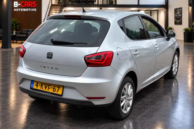 SEAT Ibiza (2014) thumbnail 5