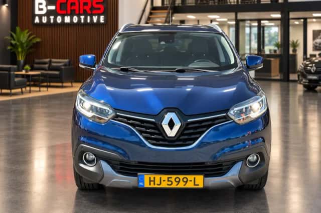 Renault Kadjar (2015) thumbnail 2