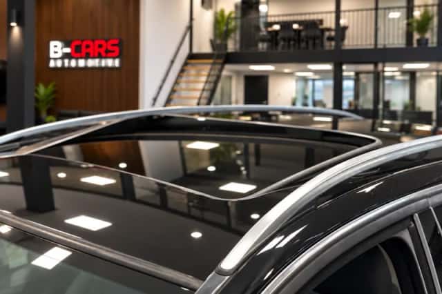 Mercedes-Benz C-Klasse (2009) thumbnail 2
