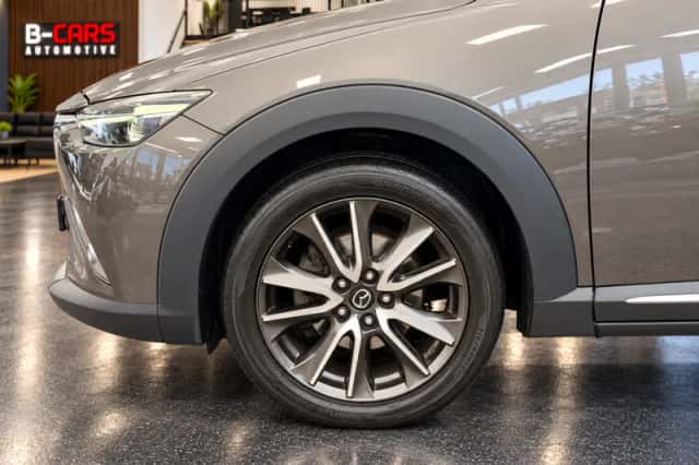 Mazda CX-3 (2016) thumbnail 6
