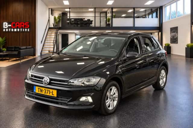 Volkswagen Polo (2018) thumbnail 1