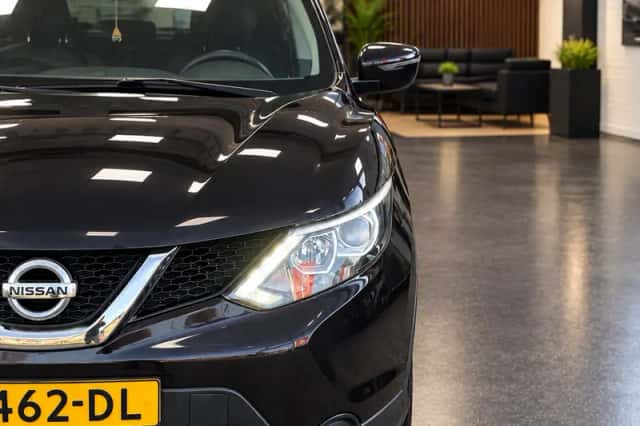 Nissan Qashqai (2014) thumbnail 3