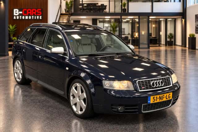 Audi A4 (2003) thumbnail 5