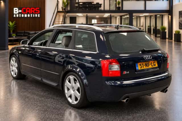 Audi A4 (2003) thumbnail 6