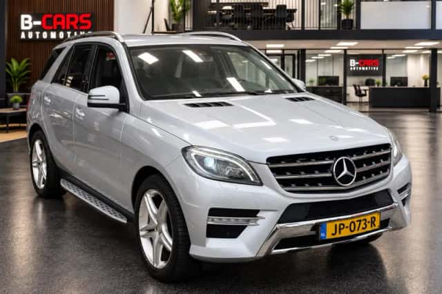 Mercedes-Benz M-Klasse (2013) thumbnail 4