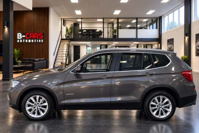 BMW X3 (2013) thumbnail 5