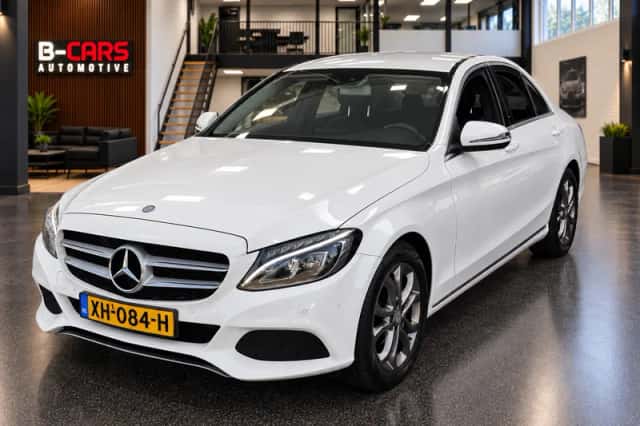 Mercedes-Benz C-Klasse (2016) thumbnail 1