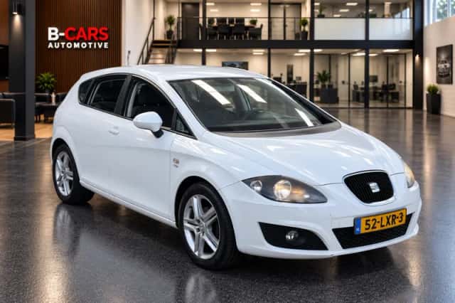 SEAT Leon (2010) thumbnail 3