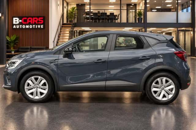 Renault Captur (2023) thumbnail 5