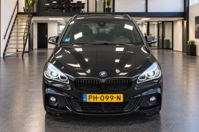 BMW 2-Serie Active Tourer (2017) thumbnail 2