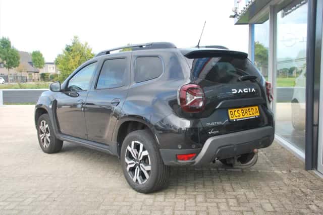 Dacia Duster (2023) thumbnail 3