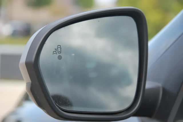 Dacia Duster (2023) thumbnail 4