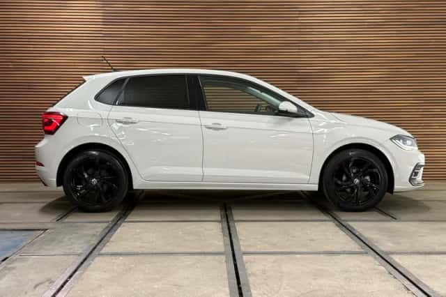 Volkswagen Polo (2022) thumbnail 4
