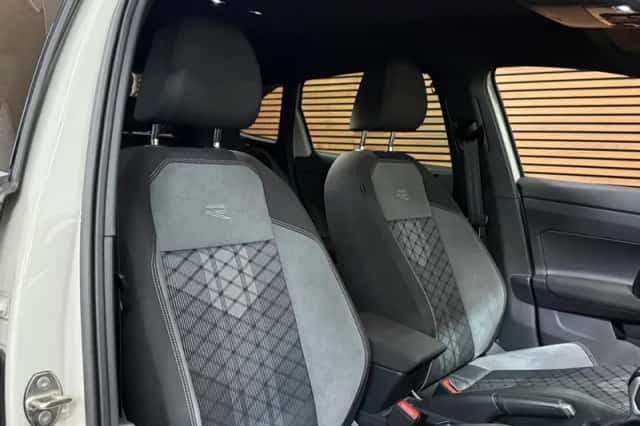 Volkswagen Taigo (2022) thumbnail 3