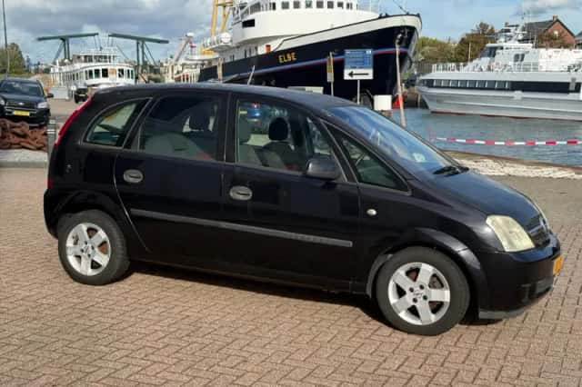 Opel Meriva (2004) thumbnail 2