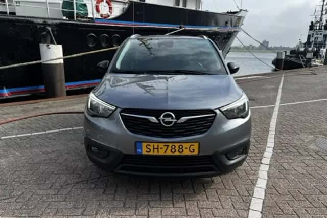 Opel Crossland (2018) thumbnail 3