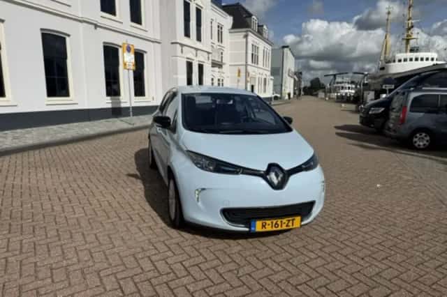 Renault Zoé (2015) thumbnail 1