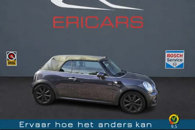MINI Cabrio (2012) thumbnail 1