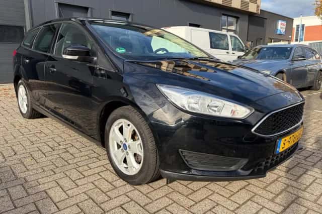 Ford Focus (2017) thumbnail 4