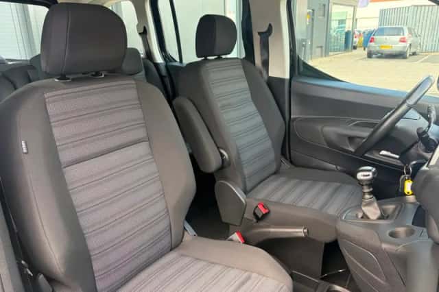 Opel Combo (2020) thumbnail 5