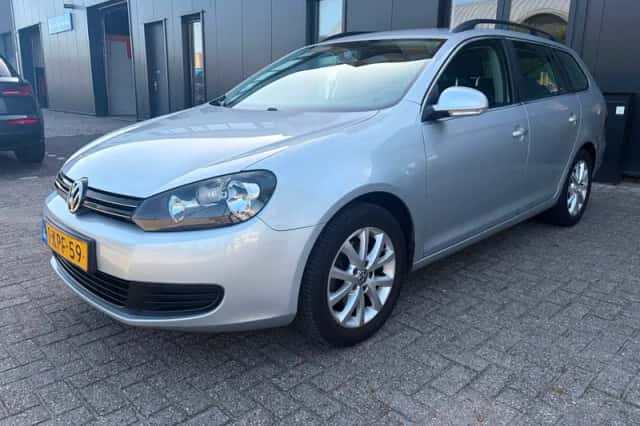 Volkswagen Golf (2013) thumbnail 1