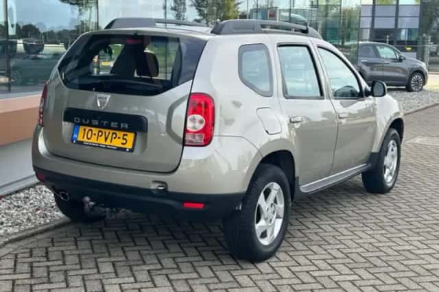 Dacia Duster (2011) thumbnail 6