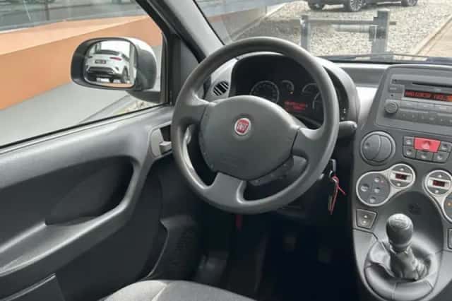 Fiat Panda (2010) thumbnail 2