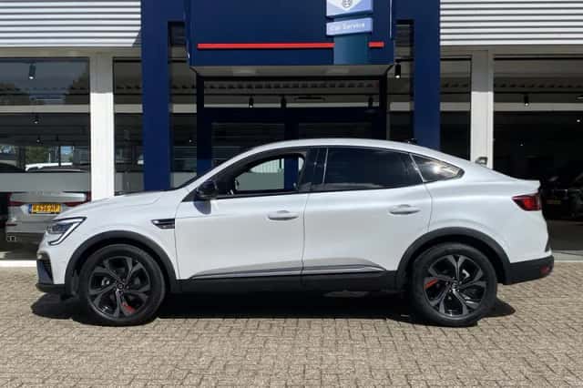 Renault Arkana (2022) thumbnail 3