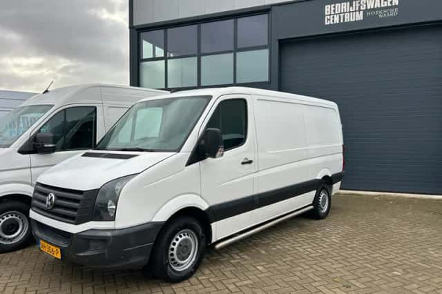 Volkswagen Crafter (2014) thumbnail 1